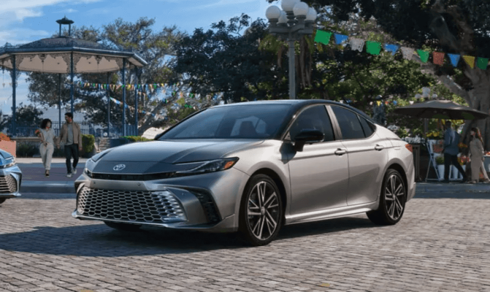 Introducing the 2025 Toyota Camry: A Fusion of Style, Efficiency, and Innovation-image