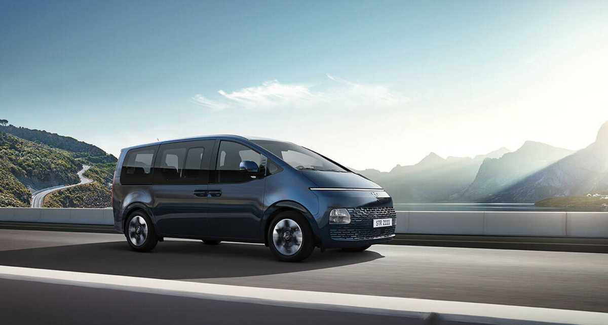 Hyundai Staria MPV to Debut in India Hyundai plans to introduce the Staria MPV at Auto Expo 2025-image