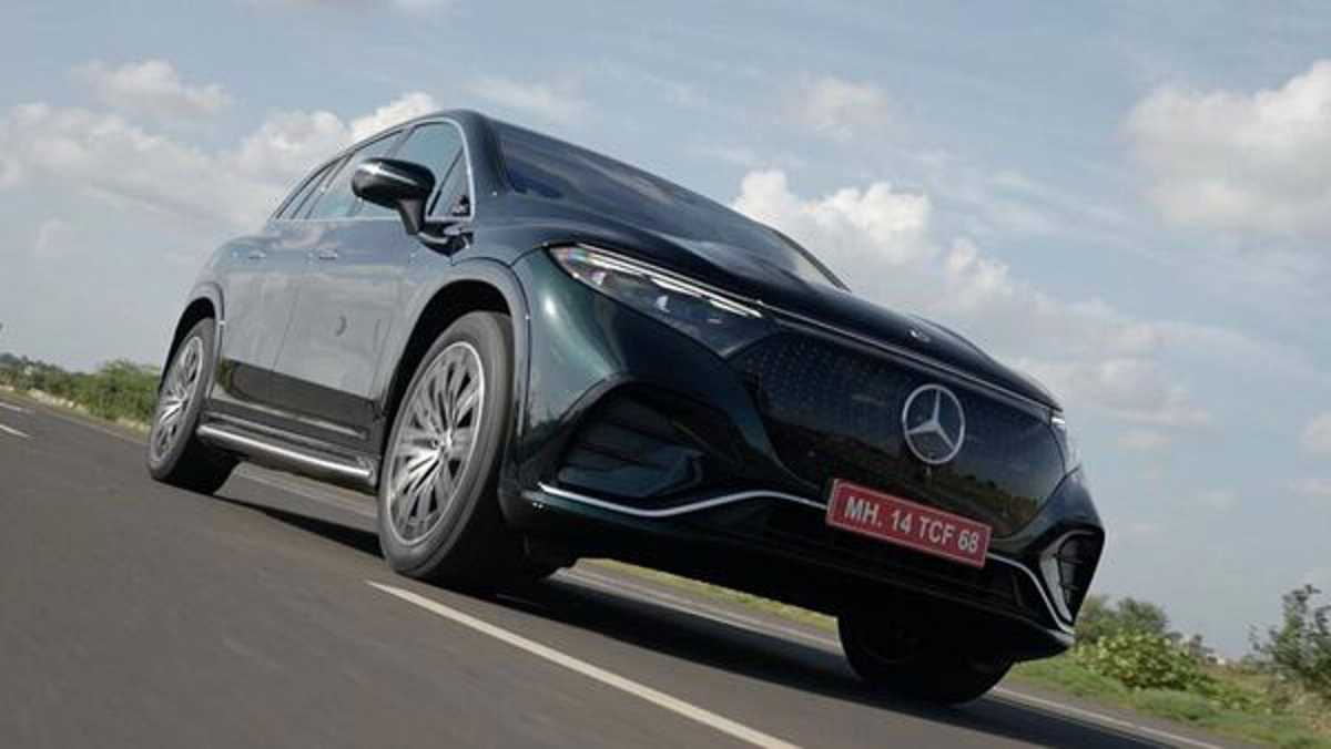 Mercedes-Benz Expands into Smaller Indian Cities Mercedes-Benz plans to add 20 new dealerships in smaller Indian cities in 2025, targeting younger, affluent consumers-image