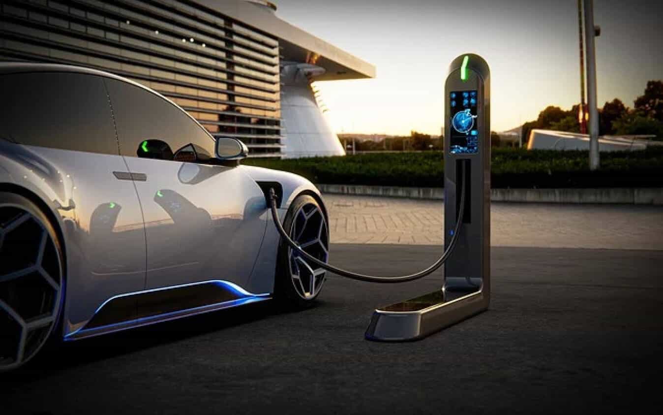 The Impact of Ultra-Fast Charging on EV Range and Convenience-image