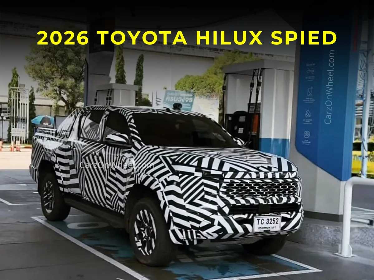 2026 Toyota Hilux Spied at a Fuel Station - See the Major Updates-image