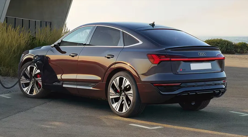 Audi Q8 Sportback e-tron