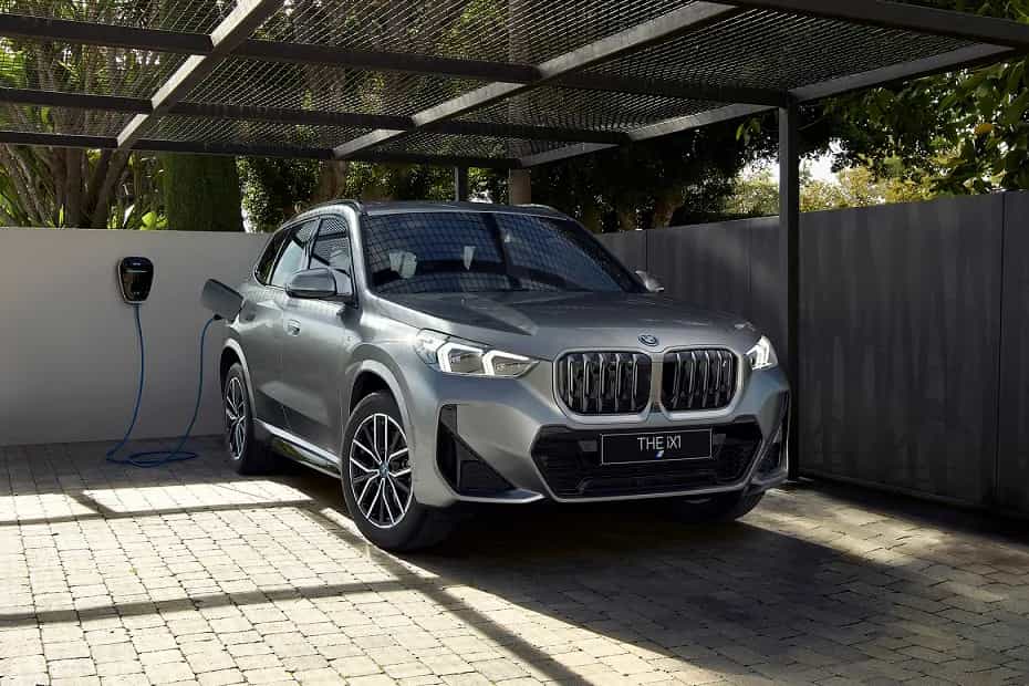 BMW iX1