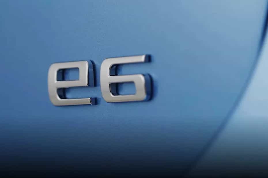 BYD E6
