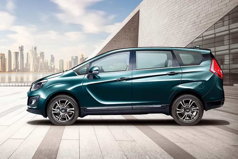 Mahindra Marazzo