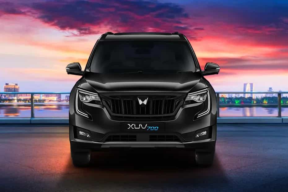 Mahindra XUV700 AX7 Diesel Luxury Pack