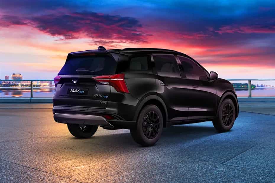 Mahindra XUV700 AX7 Diesel Luxury Pack