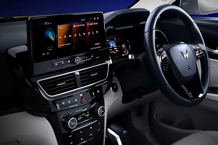 Mahindra XUV 3XO