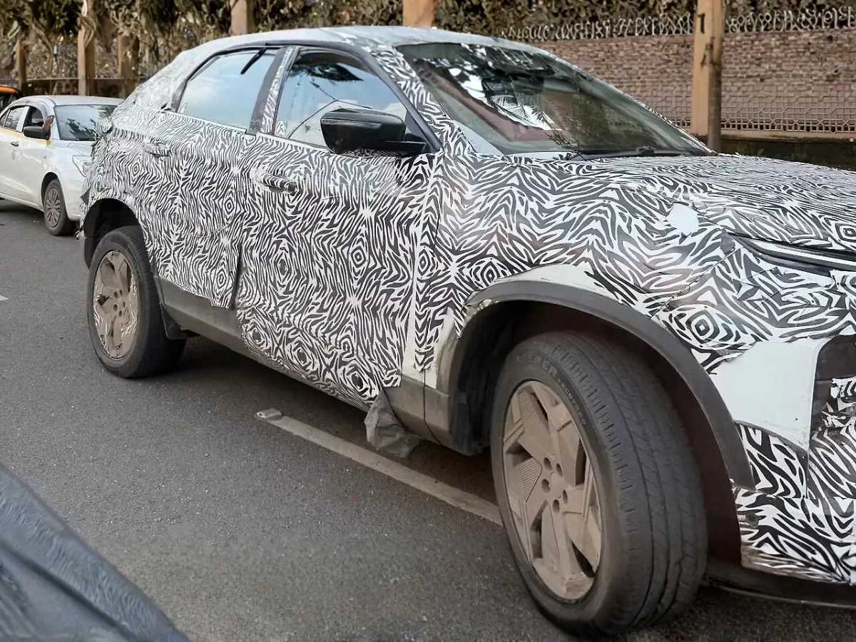 Test Mule of Tata Harrier in Mumbai Spotted - Every Detail is Here-image