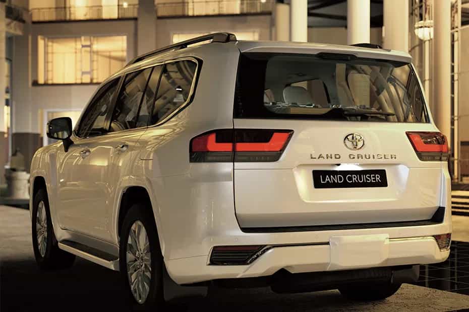 Toyota Land Cruiser 300