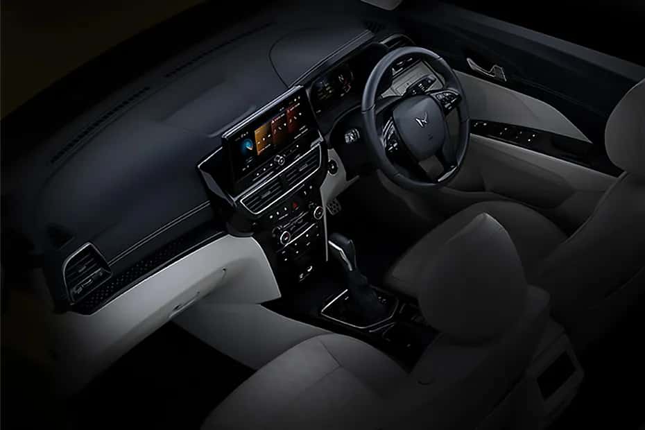 Mahindra XUV 3XO