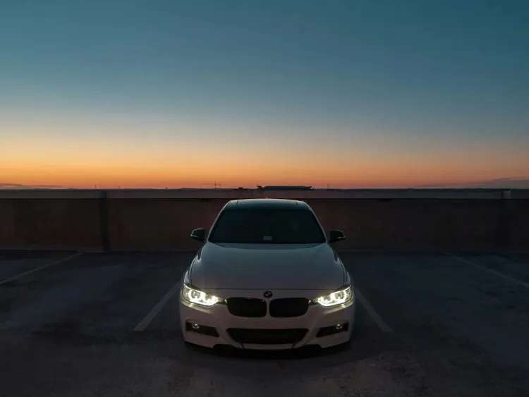 sedan wallpaper 4k