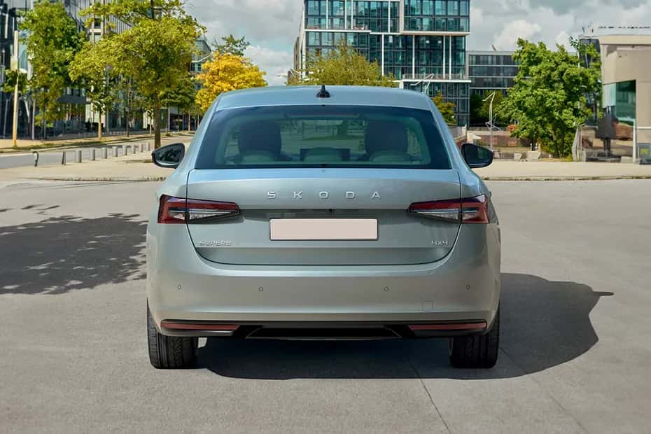 Skoda Superb 2025