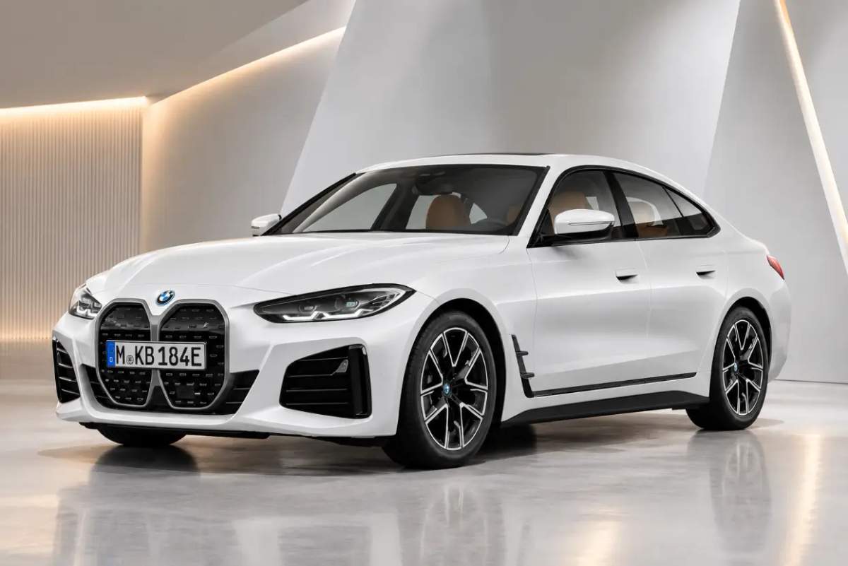 BMW i4