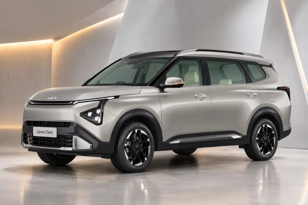 Kia Carens Clavis