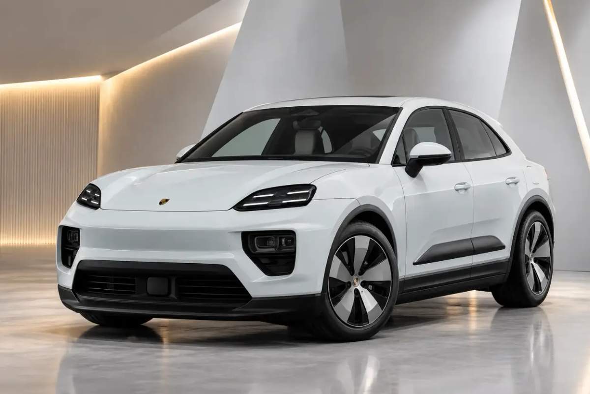 Porsche Macan EV