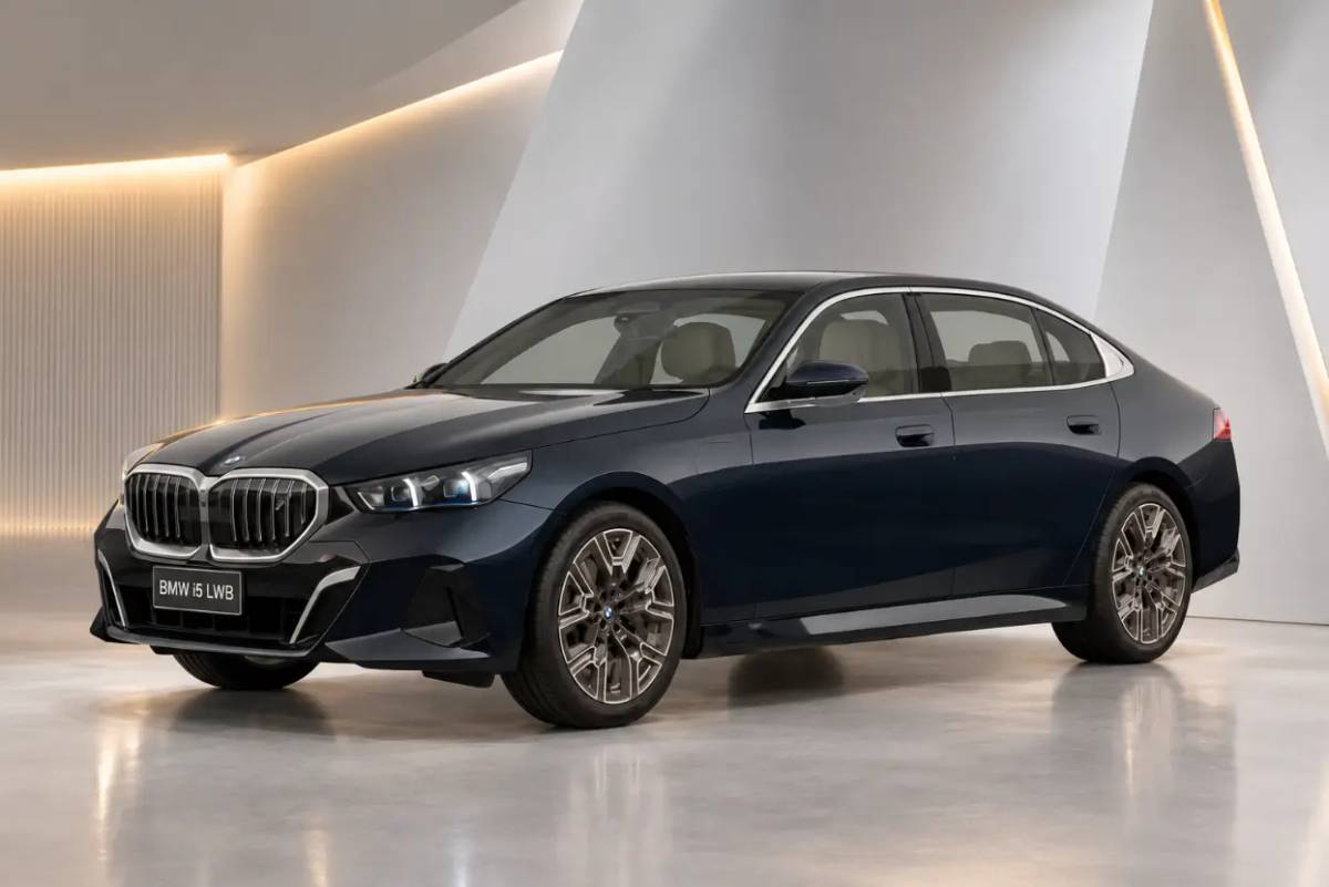 BMW i5 LWB