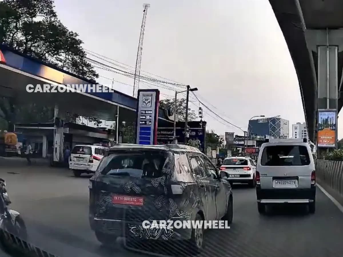 Renault triber spotted testing