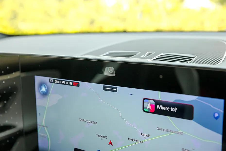 mercedes-benz-cla-electric-cabin-camera