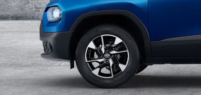 Punch Alloy Wheel