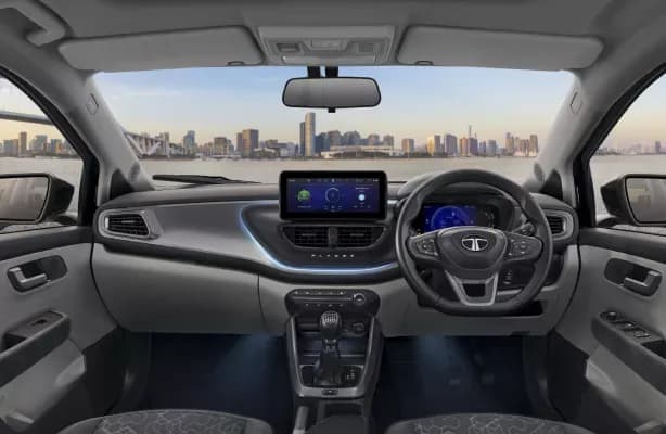Tata Altroz Dashboard