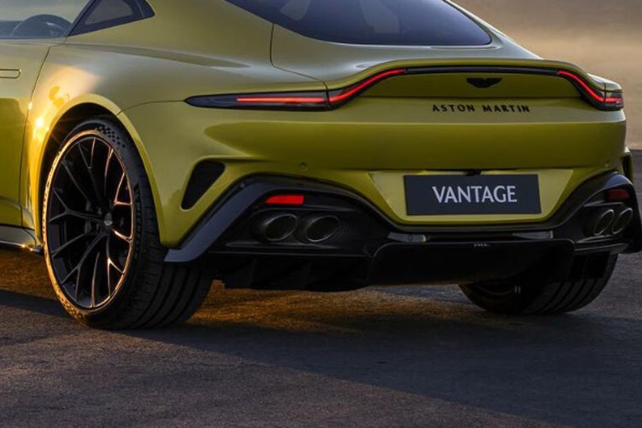 aston-martin-vantage-exhaust-pipe