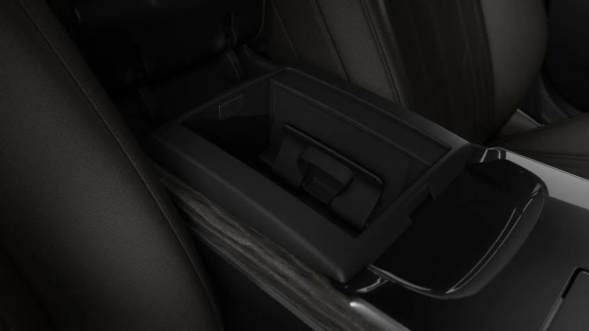audi-rs-q8-arm-rest-with-storage