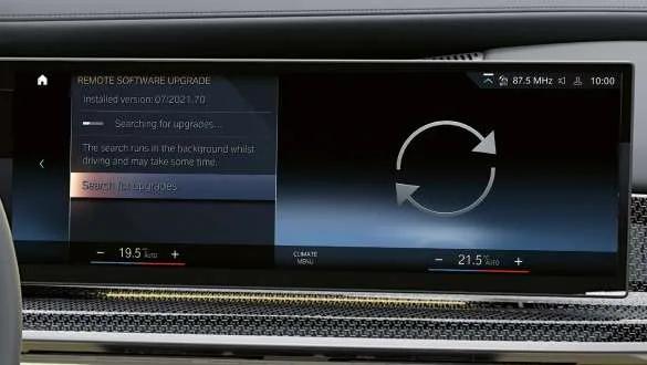 bmw-7-series-information-system