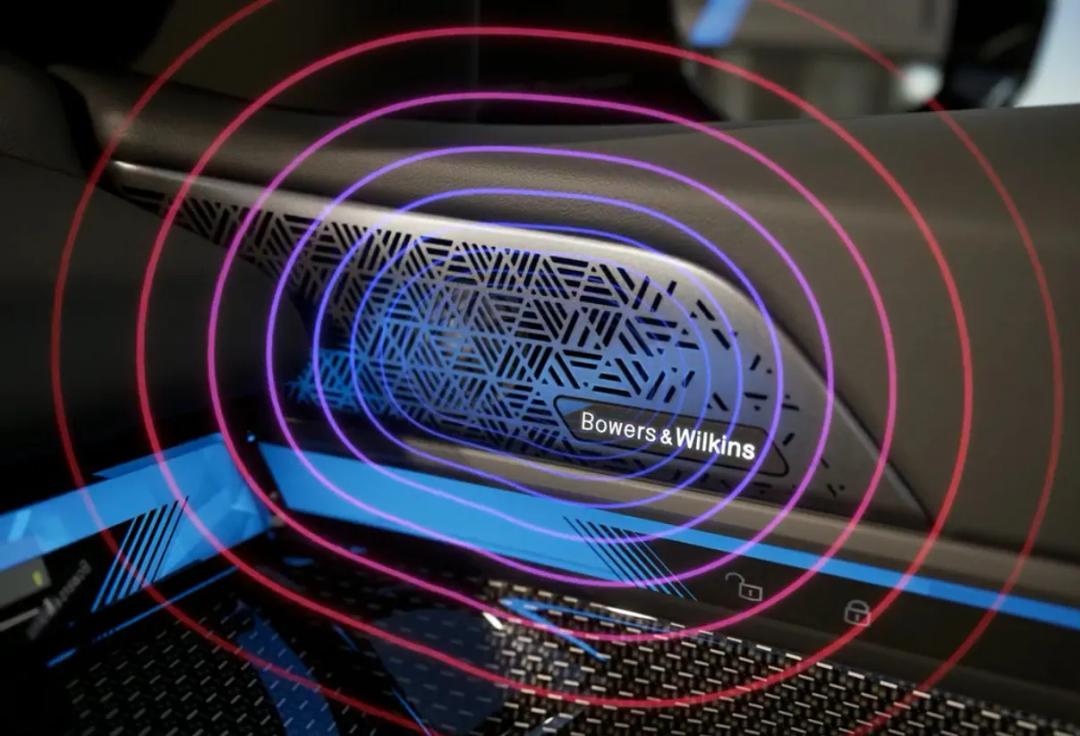 bmw-i5-speaker
