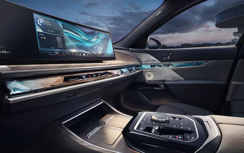bmw-i7-dashboard
