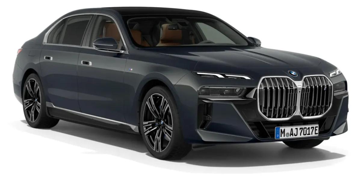bmw-i7-fornt-right-view
