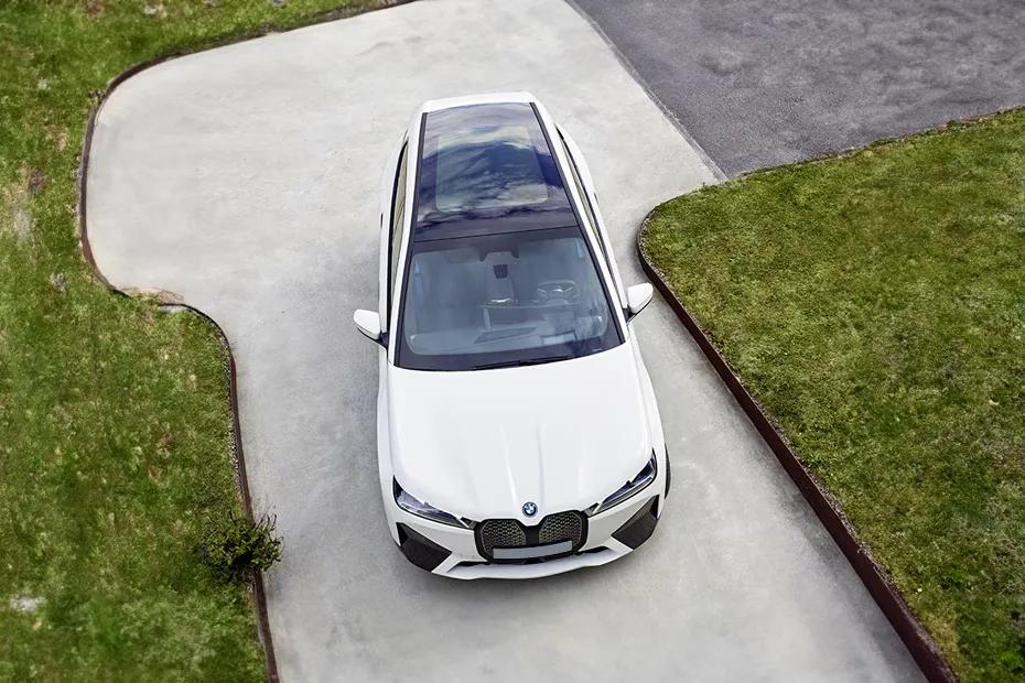 bmw-ix-top-view