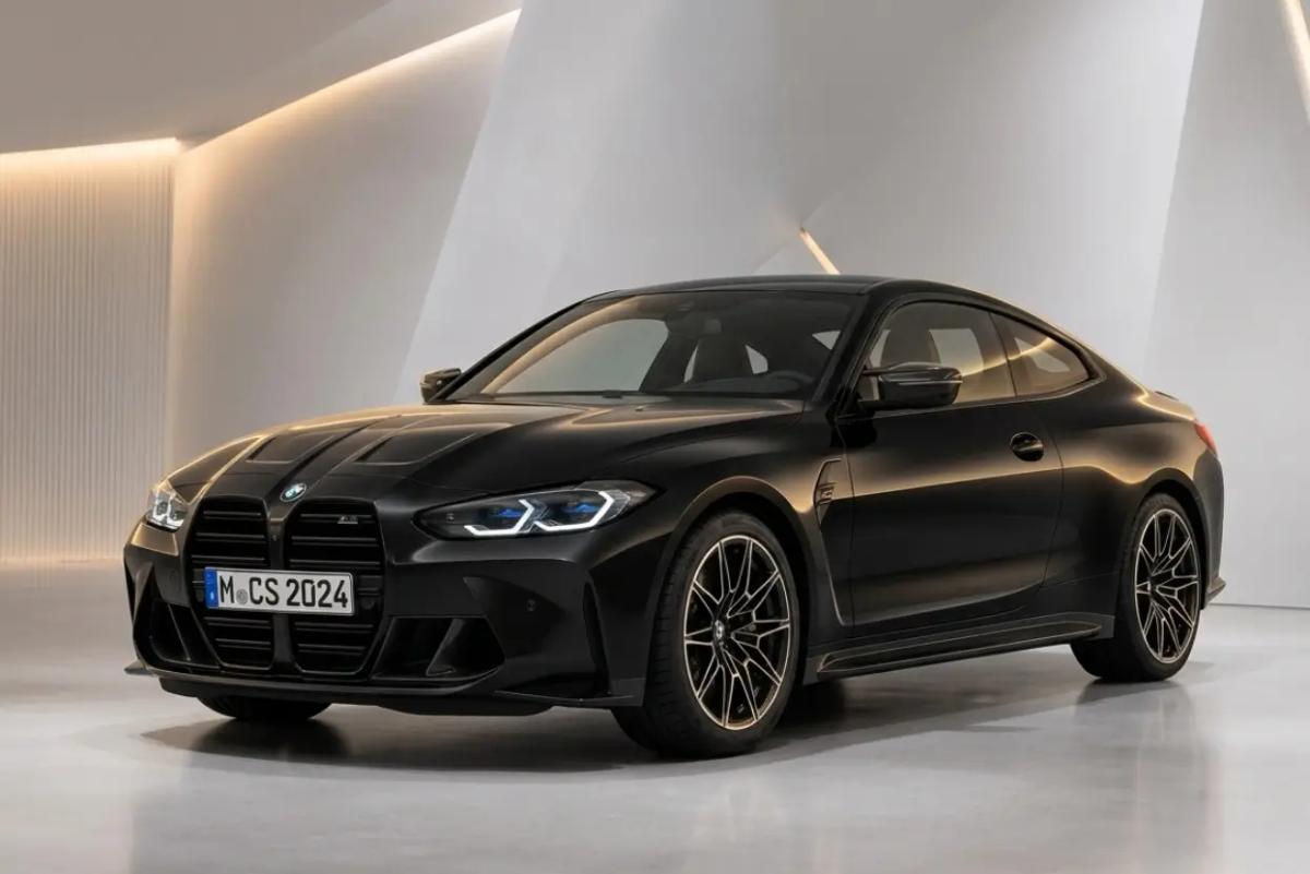 BMW M4 CS