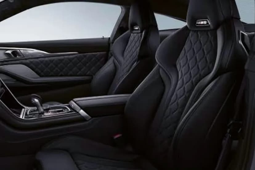 bmw-m8-coupe-competition-seat