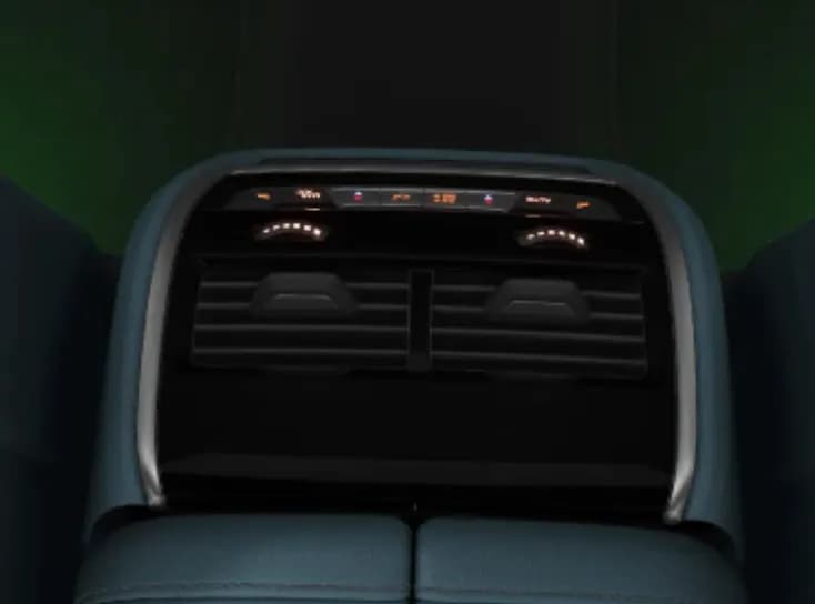 bmw-xm-ac-vents