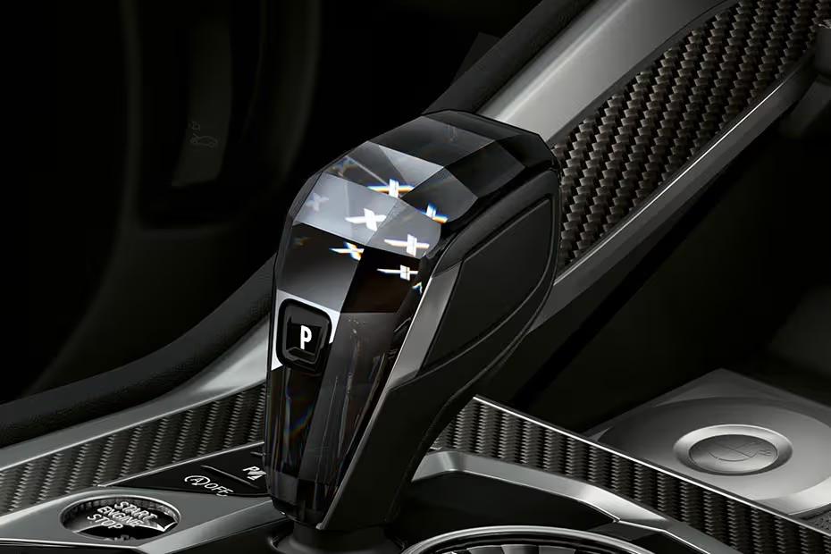 BMW X6 M50i thumbnail