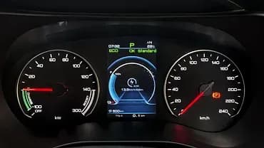 byd-e6-instrument-cluster