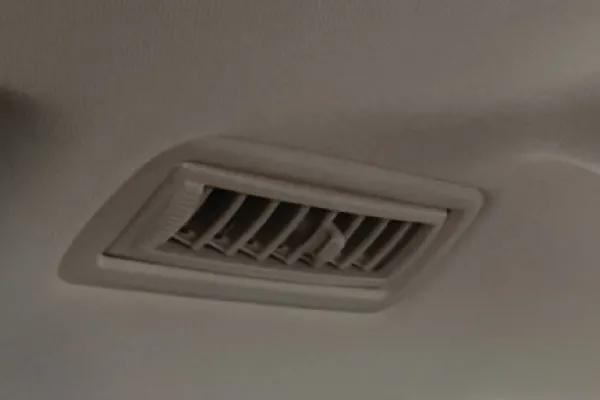 byd-emax-7-ac-vents