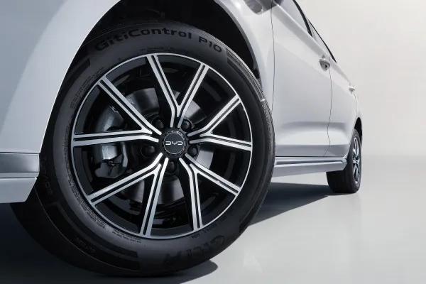 byd-emax-7-alloy-wheel