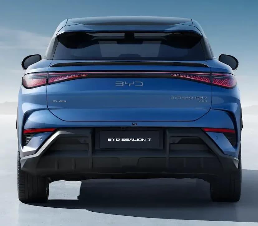 byd-sealion-7-rear-view