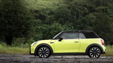 Mini Cooper Convertible preview 3