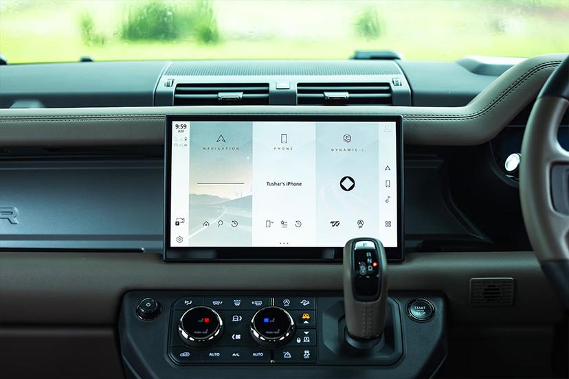 defender-infotainment-stytem