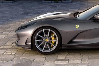 Ferrari 812 preview 2