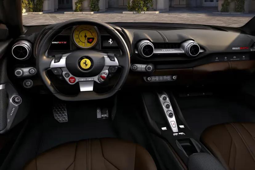 ferrari-812-dashboard