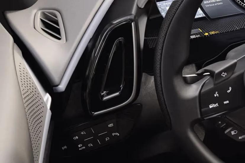 ferrari-roma-ac-vents