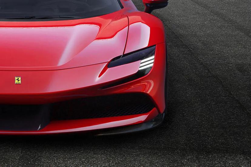 ferrari-sf90-stradale-headlight