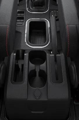 force-motors-gurkha-5-door-cup-holder