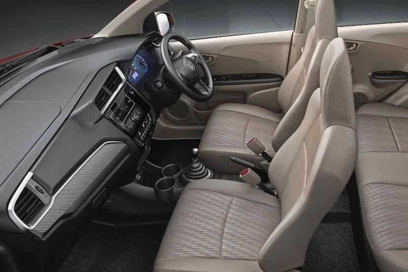 honda-brio-door-view-of-driver-side