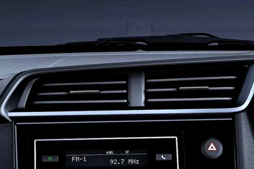 honda-brio-floor-mounted-ac-vents