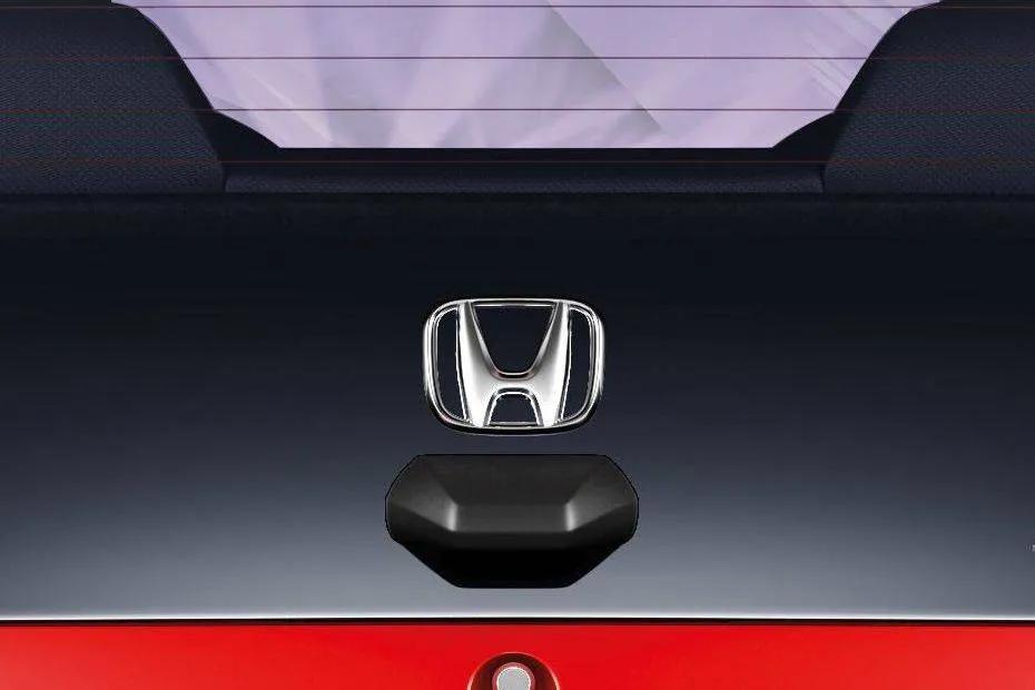 honda-brio-front-grill-logo